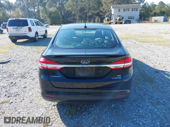2018 Ford Fusion SE with VIN 3FA6P0LU7JR138906, listed as a IAAI auction lot 41573985 with 127,660 mi miles and . Bid and sale history available at DreamBid. Image 16.