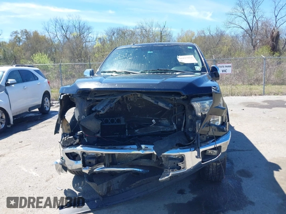 2015 Ford F-150 XL with VIN 1FTEW1CG9FKE68339, listed as a IAAI auction lot 41827812 with 186,160 mi miles and . Bid and sale history available at DreamBid. Image 12.