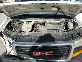 2014 GMC Savana Cargo Van with VIN 1GTW7FCA3E1915858, listed as a Copart auction lot 81833324 with 249,661 mi miles and Salvage Title. Bid and sale history available at carsss.com. Image 12.