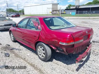 2002 Honda Accord EX z VIN 1HGCG56682A101609, wystawiony jako IAAI lot #42377233 z przebiegiem 154 658 mil mil oraz . Historia ofert i sprzedaży dostępna na DreamBid. Obrazek 3.