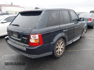2006 Land Rover Range Rover Sport HSE с VIN SALSF25436A978244, выставлен на аукционе IAAI как лот 41513803 с пробегом 169 932 миль миль и . История ставок и продаж доступна на DreamBid. Изображение 4.