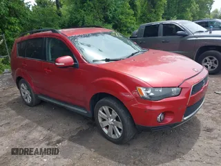 2010 Mitsubishi Outlander SE z VIN JA4AS3AW0AZ002356, wystawiony jako IAAI lot #42342080 z przebiegiem 113 867 mil mil oraz . Historia ofert i sprzedaży dostępna na DreamBid. Obrazek 1.