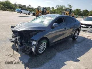 2024 Kia Forte LXS with VIN 3KPF24AD0RE821875, listed as a Copart auction lot 79937394 with 2,592 mi miles and Non Repairable. Bid and sale history available at DreamBid. Image 1.