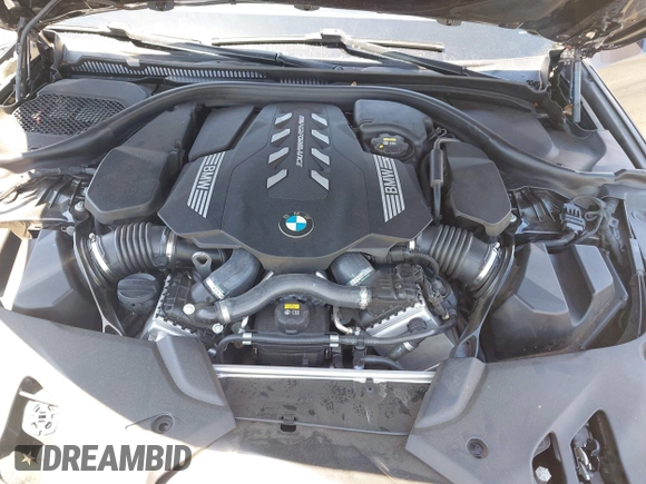 2020 BMW 5 Series M550i xDrive z VIN WBAJS7C07LBN96264, wystawiony jako IAAI lot #42478429 z przebiegiem 46 035 mil mil oraz . Historia ofert i sprzedaży dostępna na DreamBid. Obrazek 10.
