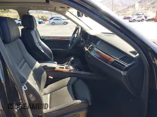 2010 BMW X5 35d with VIN 5UXFF0C5XALT77837, listed as a IAAI auction lot 41644437 with 145,583 mi miles. Bid and sale history available at carsss.com. Image 5.