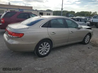 2009 Hyundai Azera GLS with VIN KMHFC46D09A360665, listed as a Copart auction lot 71665544 with 143,711 mi miles and Salvage Title. Bid and sale history available at carsss.com. Image 3.