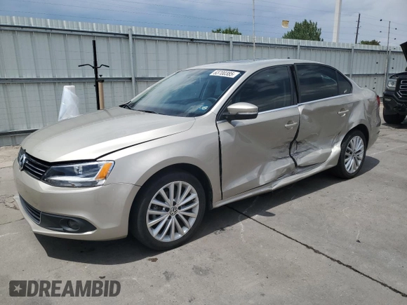 2013 Volkswagen Jetta TDI w/Premium/Nav с VIN 3VWLL7AJXDM200789, выставлен на аукционе Copart как лот 63700385 с пробегом 137 369 миль миль и Списание • Salvage title. История ставок и продаж доступна на DreamBid. Изображение 1.