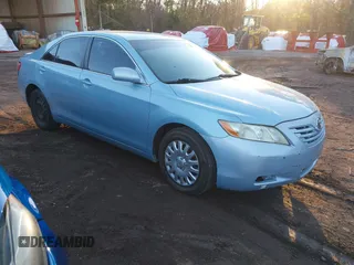 2008 Toyota Camry LE z VIN 4T1BE46K78U749310, wystawiony jako IAAI lot #41370631 z przebiegiem 245 167 mil mil oraz . Historia ofert i sprzedaży dostępna na DreamBid. Obrazek 1.