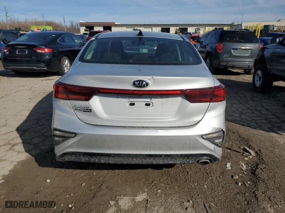 2021 Kia Forte LXS with VIN 3KPF24ADXME378045, listed as a Copart auction lot 46433455 with 58,346 mi miles and Salvage Title. Bid and sale history available at carsss.com. Image 6.