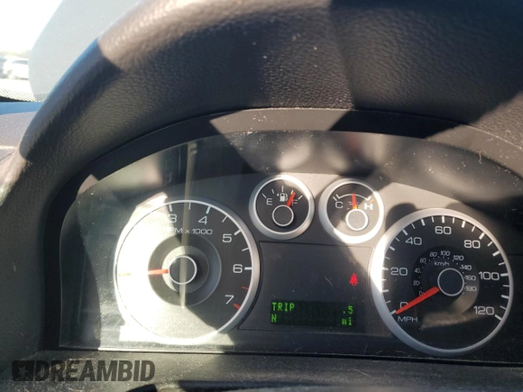 2008 Ford Fusion SEL with VIN 3FAHP08128R112781, listed as a Copart auction lot 48602325 with 142,174 mi miles and Salvage Title. Bid and sale history available at carsss.com. Image 9.