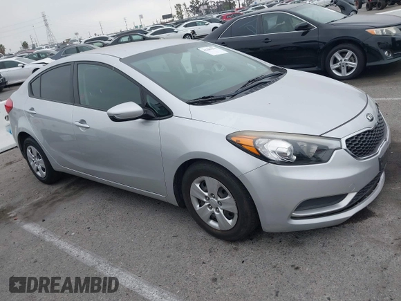 2016 Kia Forte LX z VIN KNAFK4A61G5463466, wystawiony jako IAAI lot #42385579 z przebiegiem 82 806 mil mil oraz . Historia ofert i sprzedaży dostępna na DreamBid. Obrazek 1.