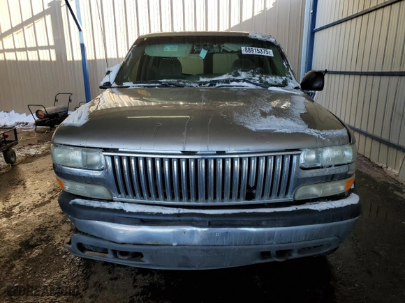 2002 Chevrolet Tahoe LT with VIN 1GNEK13Z62R178338, listed as a Copart auction lot 88915375 with 201,976 mi miles and Salvage Title. Bid and sale history available at carsss.com. Image 5.