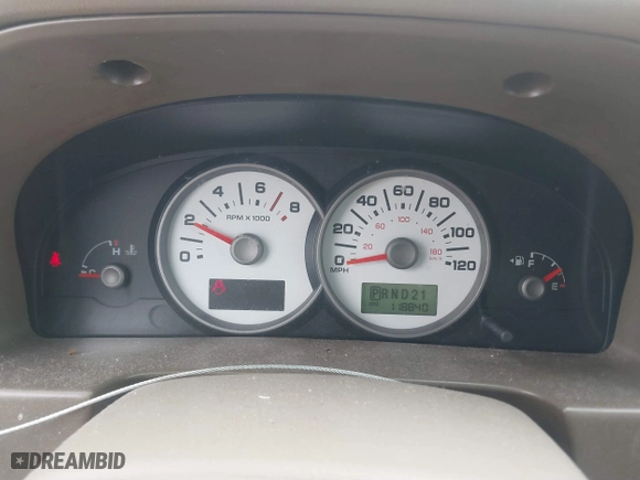 2005 Ford Escape XLT with VIN 1FMYU93135DA07844, listed as a IAAI auction lot 41786019 with 118,840 mi miles. Bid and sale history available at carsss.com. Image 7.