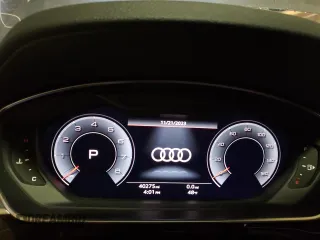 2021 Audi A8 with VIN WAU8EAF80MN013585, listed as a Copart auction lot 76155433 with 40,275 mi miles. Bid and sale history available at carsss.com. Image 9.