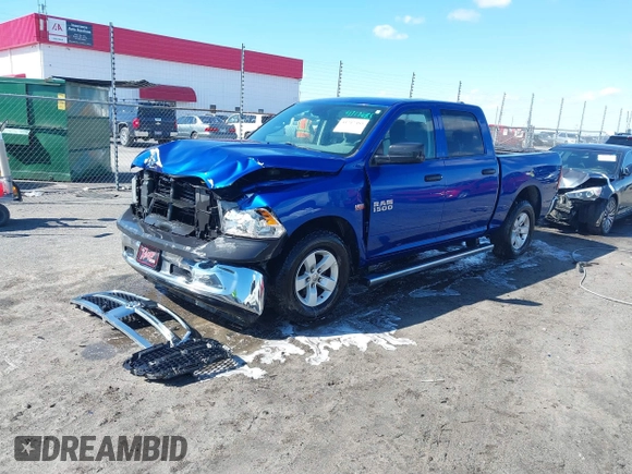 2018 Ram 1500 Express z VIN 1C6RR6KT7JS160672, wystawiony jako IAAI lot #41717485 z przebiegiem 141 712 mil mil oraz . Historia ofert i sprzedaży dostępna na DreamBid. Obrazek 2.
