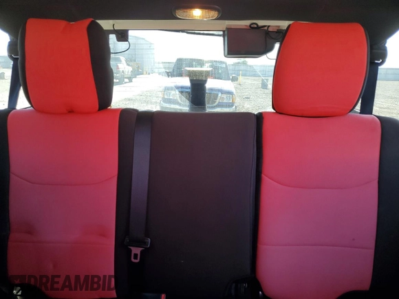 2016 Jeep Wrangler Unlimited Sahara with VIN 1C4HJWEG4GL186000, listed as a Copart auction lot 62554085 with 80,506 mi miles and Salvage title. Bid and sale history available at DreamBid. Image 10.