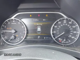 2018 Nissan Murano SV with VIN 5N1AZ2MG7JN169641, listed as a IAAI auction lot 42170490 with 64,296 mi miles and . Bid and sale history available at carsss.com. Image 7.