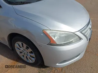 2013 Nissan Sentra SR z VIN 3N1AB7AP5DL630725, wystawiony jako IAAI lot #42263510 z przebiegiem 131 259 mil mil oraz . Historia ofert i sprzedaży dostępna na DreamBid. Obrazek 6.