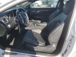 2015 Mercedes-Benz C-Class C 250 with VIN WDDGJ4HB3FG369353, listed as a Copart auction lot 88438815 with 200,335 mi miles and Clean Title. Bid and sale history available at carsss.com. Image 7.