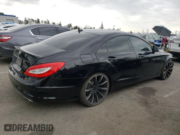 2012 Mercedes-Benz CLS 550 с VIN WDDLJ7DBXCA015401, выставлен на аукционе Copart как лот 39591714 с пробегом 94 349 миль миль и На запчасти • Non repairable. История ставок и продаж доступна на DreamBid. Изображение 3.