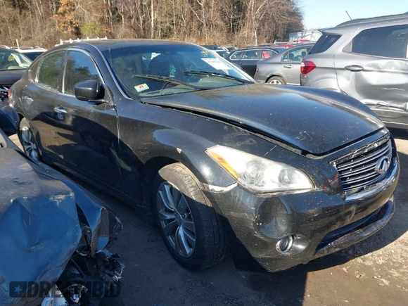 2013 Infiniti M with VIN JN1BY1AR3DM604485, listed as a IAAI auction lot 41296739 with 60,516 mi miles. Bid and sale history available at carsss.com. Image 1.
