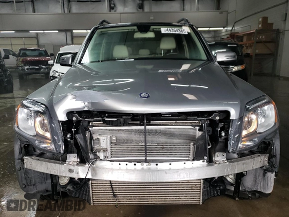 2013 Mercedes-Benz GLK 250 with VIN WDCGG0EB4DG113980, listed as a Copart auction lot 44364865 with 99,752 mi miles and Clean Title. Bid and sale history available at DreamBid. Image 5.