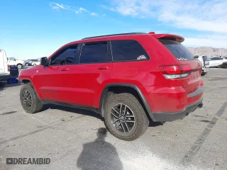 2018 Jeep Grand Cherokee Trailhawk with VIN 1C4RJFLT9JC328479, listed as a Copart auction lot 43471475 with 100,731 mi miles and Salvage Title. Bid and sale history available at carsss.com. Image 2.