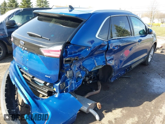 2024 Ford Edge SEL z VIN 2FMPK4J96RBA12822, wystawiony jako IAAI lot #41940628 z przebiegiem 8 981 mil mil oraz . Historia ofert i sprzedaży dostępna na DreamBid. Obrazek 4.