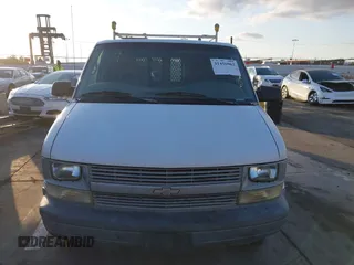 1998 Chevrolet Astro Cargo Van with VIN 1GCDM19W4WB133439, listed as a IAAI auction lot 41456062 with 310,476 mi miles. Bid and sale history available at carsss.com. Image 12.