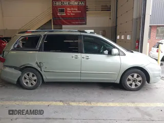 2007 Toyota Sienna XLE with VIN 5TDZK22C37S023719, listed as a IAAI auction lot 41566286 with 239,296 mi miles. Bid and sale history available at carsss.com. Image 13.