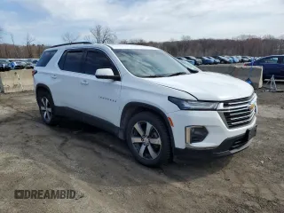 2022 Chevrolet Traverse LT z VIN 1GNEVHKW7NJ156164, wystawiony jako Copart lot #50160045 z przebiegiem 45 424 mil mil oraz Szkoda całkowita • Salvage title. Historia ofert i sprzedaży dostępna na DreamBid. Obrazek 4.