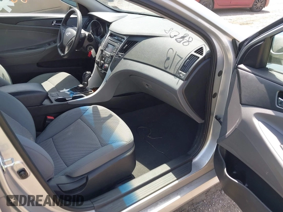 2014 Hyundai Sonata GLS with VIN 5NPEB4AC1EH818993, listed as a IAAI auction lot 42138808 with 29,059 mi miles and . Bid and sale history available at carsss.com. Image 5.