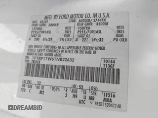 2001 Ford F-150 XL z VIN 1FTRF17W61NB22632, wystawiony jako IAAI lot #41824156 z przebiegiem Nie podano mil oraz . Historia ofert i sprzedaży dostępna na DreamBid. Obrazek 9.