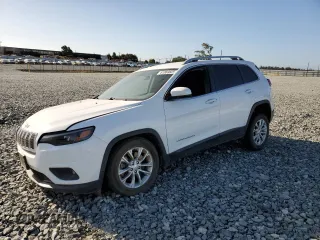 2019 Jeep Cherokee Latitude with VIN 1C4PJLCB8KD382316, listed as a Copart auction lot 61869825 with 85,426 mi miles and Salvage title. Bid and sale history available at DreamBid. Image 1.