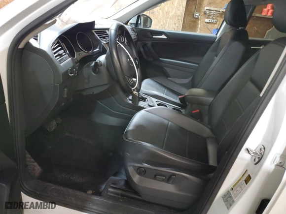 2019 Volkswagen Tiguan SE with VIN 3VV2B7AX0KM051331, listed as a Copart auction lot 52561285 with 65,907 mi miles and Salvage Title. Bid and sale history available at carsss.com. Image 7.