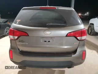 2015 Kia Sorento LX with VIN 5XYKT3A68FG593730, listed as a Copart auction lot 83308664 with 145,209 mi miles and Salvage Title. Bid and sale history available at carsss.com. Image 6.
