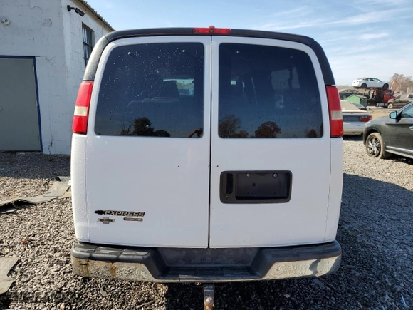 2007 Chevrolet Express Passenger with VIN 1GAHG39UX71253989, listed as a Copart auction lot 78352934 with 161,989 mi miles and Salvage Title. Bid and sale history available at carsss.com. Image 6.