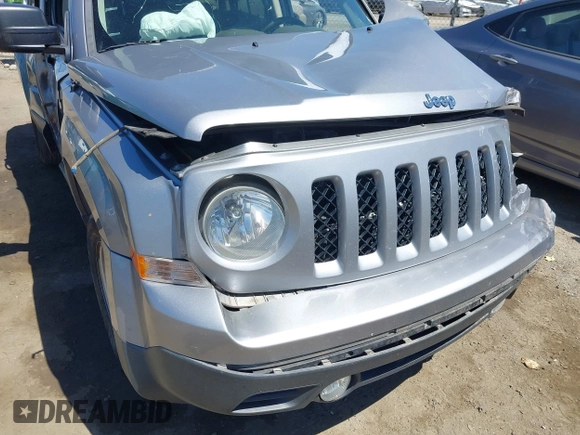 2017 Jeep Patriot Sport SE with VIN 1C4NJPBA8HD207631, listed as a IAAI auction lot 42809313 with 153,799 mi miles and . Bid and sale history available at DreamBid. Image 17.