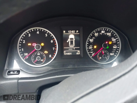 2015 Volkswagen Tiguan R-Line with VIN WVGAV7AXXFW106001, listed as a IAAI auction lot 41652896 with 131,031 mi miles and . Bid and sale history available at DreamBid. Image 7.