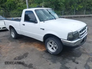 2000 Ford Ranger XL with VIN 1FTYR10V2YTA56333, listed as a IAAI auction lot 42189175 with 262,043 mi miles and . Bid and sale history available at DreamBid. Image 1.