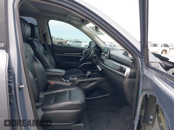 2020 Kia Telluride S with VIN 5XYP64HC9LG016294, listed as a IAAI auction lot 41691851 with 104,723 mi miles and . Bid and sale history available at DreamBid. Image 5.