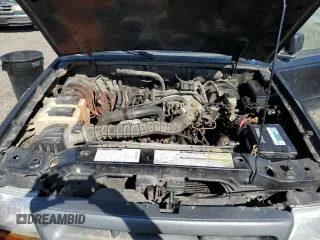 1999 Ford Ranger XL with VIN 1FTZR15V7XTA62124, listed as a Copart auction lot 55239095 with 284,087 mi miles and Clean title. Bid and sale history available at DreamBid. Image 11.
