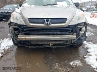 2007 Honda CR-V LX with VIN JHLRE48317C031977, listed as a IAAI auction lot 41537587 with 227,759 mi miles. Bid and sale history available at carsss.com. Image 6.