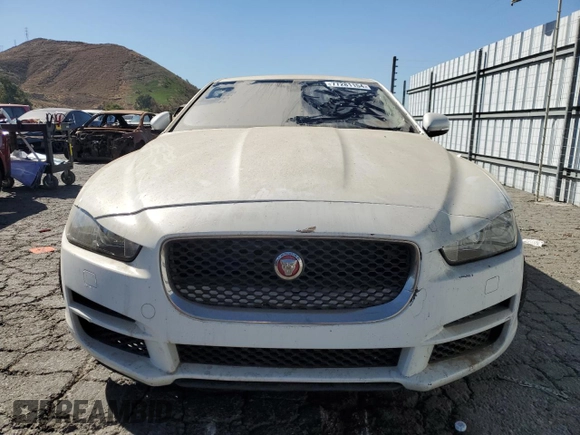 2017 Jaguar XE 35t Premium with VIN SAJAD4BV4HA949101, listed as a Copart auction lot 77281154 with 76,778 mi miles and Clean Title. Bid and sale history available at DreamBid. Image 5.