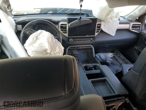 2022 Toyota Tundra Limited with VIN 5TFJA5DB2NX050200, listed as a Copart auction lot 87579955 with 32,928 mi miles and Salvage title. Bid and sale history available at DreamBid. Image 8.