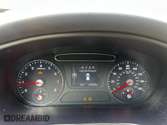 2018 Kia Sorento LX with VIN 5XYPGDA30JG347351, listed as a Copart auction lot 54516085 with 134,258 mi miles and Clean Title. Bid and sale history available at carsss.com. Image 8.