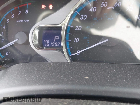2011 Toyota Sienna XLE with VIN 5TDDK3DC8BS028176, listed as a IAAI auction lot 42592654 with 161,992 mi miles and . Bid and sale history available at DreamBid. Image 7.