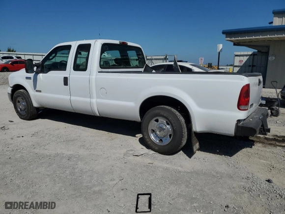 2006 Ford Super Duty F-250 XL with VIN 1FTSX20P76EB07328, listed as a Copart auction lot 72155464 with 189,354 mi miles and Salvage Title. Bid and sale history available at carsss.com. Image 2.
