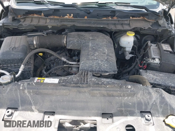 2023 Ram 1500 SLT z VIN 1C6RR7LG0PS517769, wystawiony jako IAAI lot #42451307 z przebiegiem 49 931 mil mil oraz . Historia ofert i sprzedaży dostępna na DreamBid. Obrazek 10.