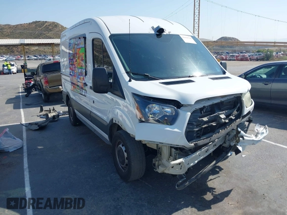 2015 Ford Transit z VIN 1FTNE1CM8FKB16085, wystawiony jako IAAI lot #42438768 z przebiegiem Nie podano mil oraz . Historia ofert i sprzedaży dostępna na DreamBid. Obrazek 1.